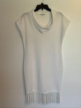 Olivia Matthews size L White Cowl Neck Fringe Hem Tunic